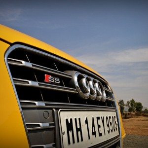 new Audi S grille