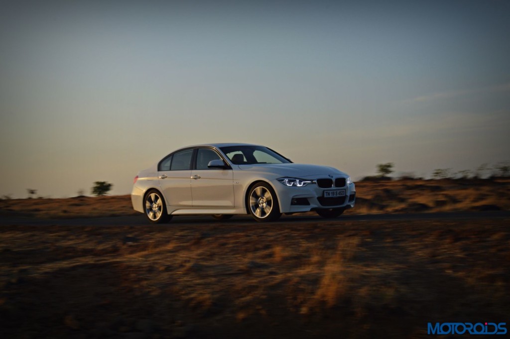 2016 BMW 3 Series 320d M Sport Motion SHots(48)