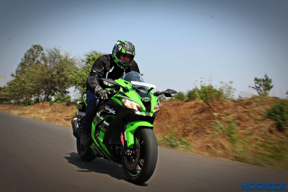 Kawasaki Ninja ZX R Review Action Shots