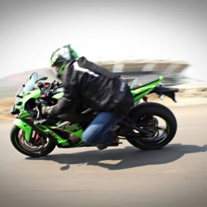 Kawasaki Ninja ZX R Review Action Shots