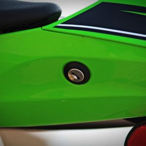Kawasaki Ninja ZX R Review Details