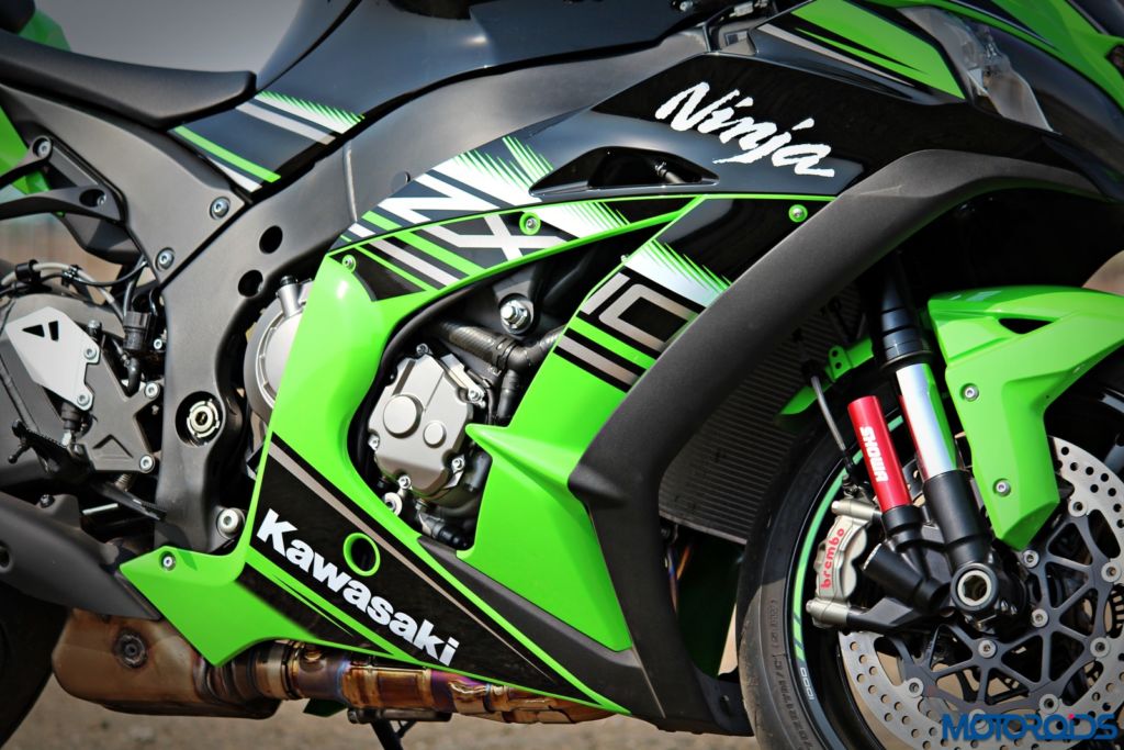 2016 Kawasaki Ninja ZX-10R - Review - Details - Fairing (1)