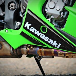 Kawasaki Ninja ZX R Review Details Fairing