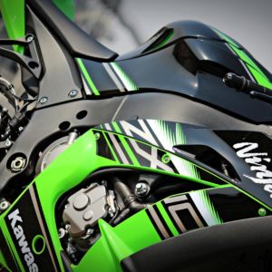 Kawasaki Ninja ZX R Review Details Fairing