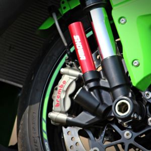 Kawasaki Ninja ZX R Review Details Suspension