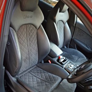 Audi RS Avant front seats