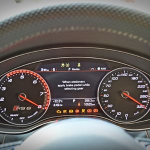 Audi RS Avant instrument cluster