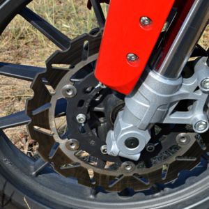 Benelli TNT Review Details Brakes