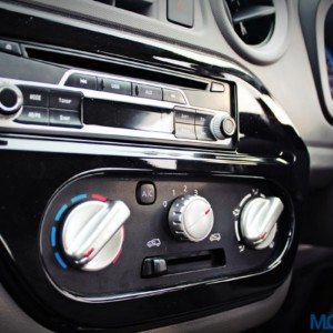 Datsun redi Go center console