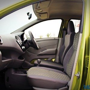 Datsun redi Go front seat