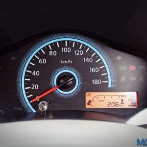 Datsun redi Go instrument cluster