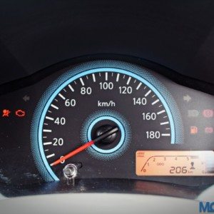 Datsun redi Go instrument cluster