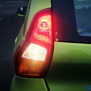 Datsun redi Go tail lamp