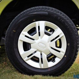 Datsun redi Go wheel