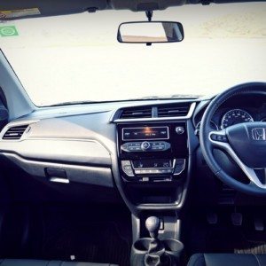 Honda BR V dashboard