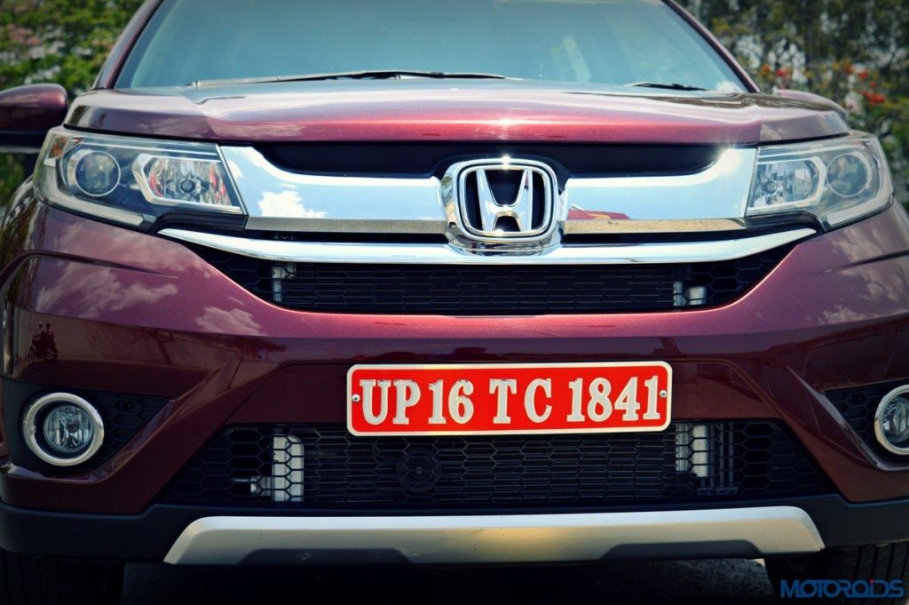 Honda BR-V grille (3)