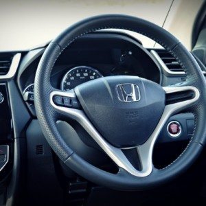 Honda BR V steering wheel