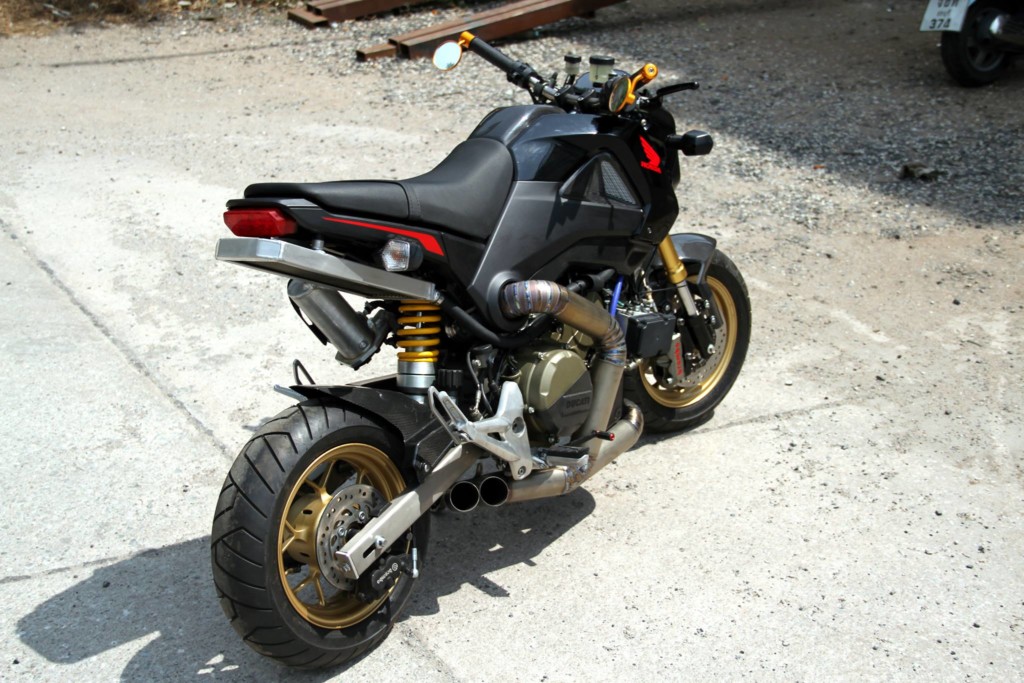 Honda Grom with a Ducati Panigale R engine (2)