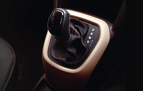 Hyundai Grand i10 Magna Automatic (1)