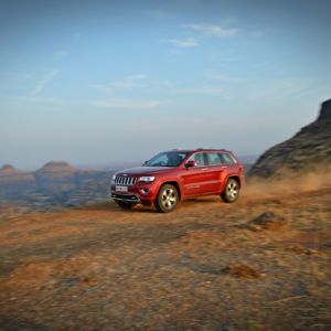 Jeep Grand Cherokee India action