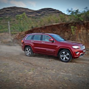 Jeep Grand Cherokee India front