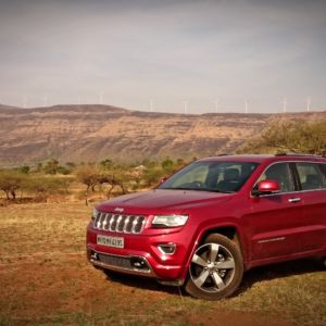 Jeep Grand Cherokee India front