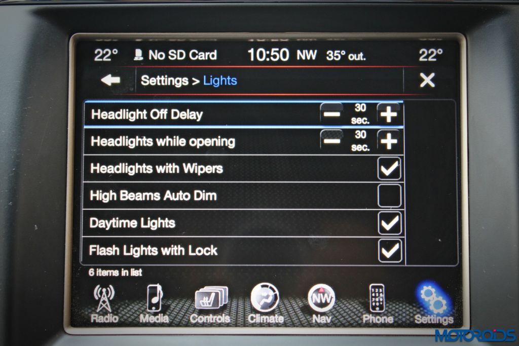 Jeep Grand Cherokee center console touchscreen (10)