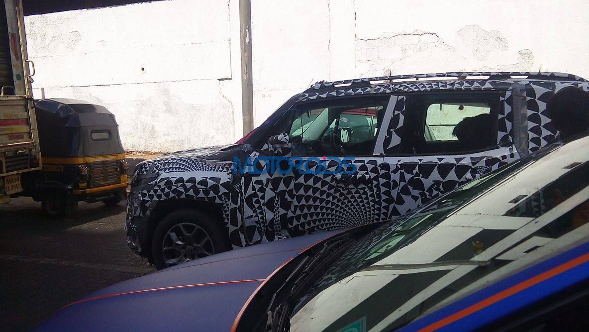 Jeep Renegade spied testing again (1)