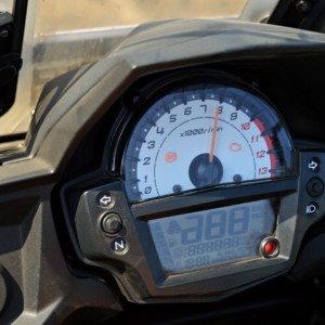 Kawasaki Versys  Review Details Instrument Cluster