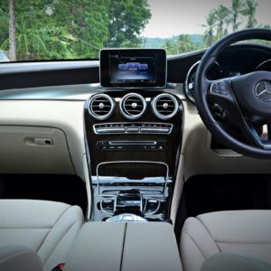 Mercedes Benz GLC d dashboard