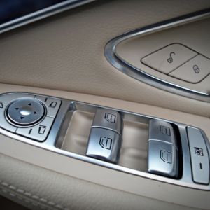 Mercedes Benz GLC d power windows