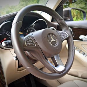 Mercedes Benz GLC d steering wheel