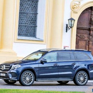 Mercedes Benz GLS CLass front