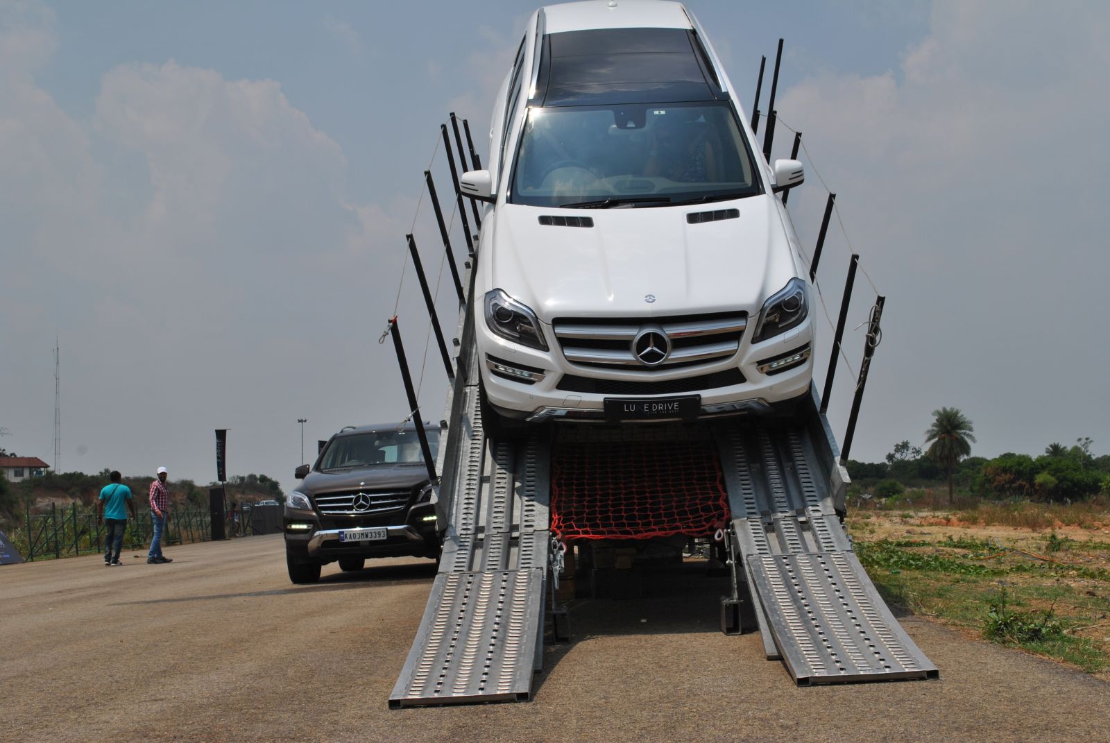 Mercedes-Benz LuxeDrive Bangalore (1)