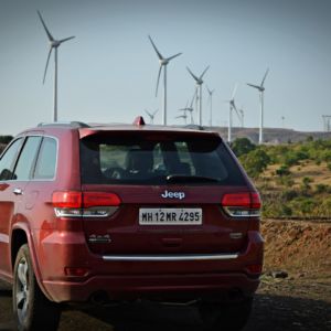 New  Jeep Grand Cherokee red