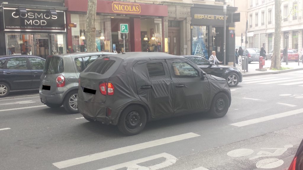 Suzuki Ignis spied in Europe (2)