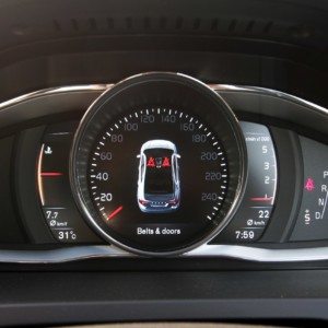 Volvo S Cross Country instrument cluster