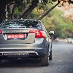 Volvo S Cross Country rear