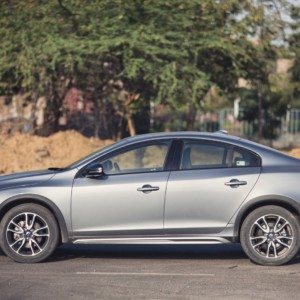 Volvo S Cross Country side profile left