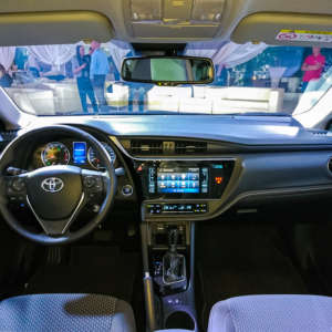 Toyota Corolla Altis Live