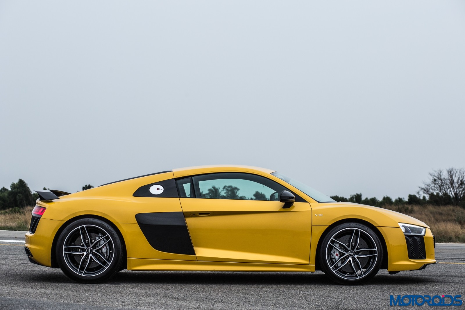 Audi R8 V10 Plus Drive Experience - Stock (1)