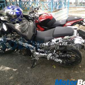 Bajaj Pulsar CS