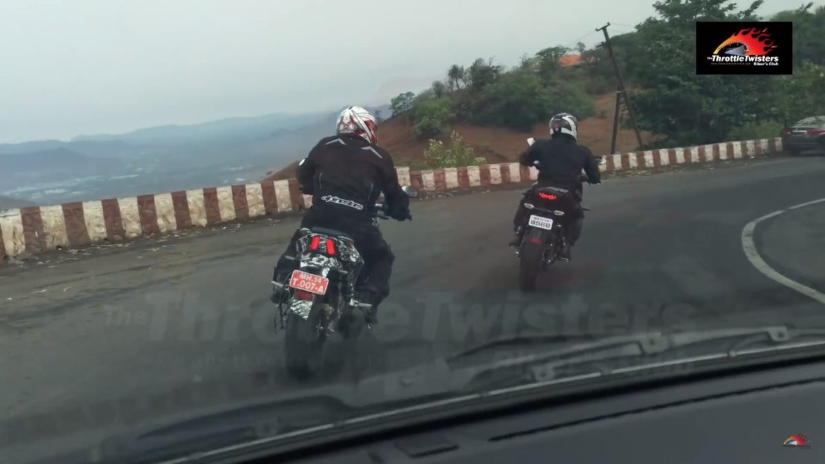 Bajaj Pulsar CS Lonavala