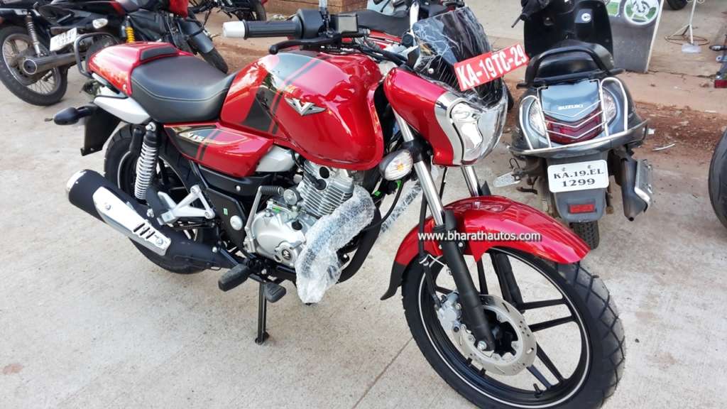 Bajaj V15 Cocktail wine red colour (3)