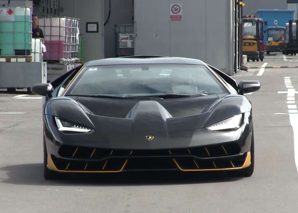 Centenario LP 770-4 spotted