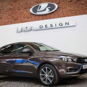 Lada Vesta Signature LWB