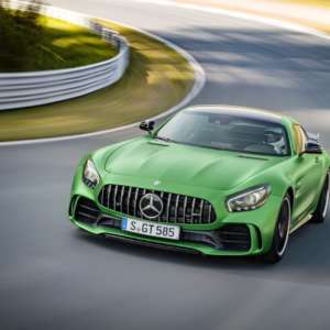 Mercedes AMG GT R