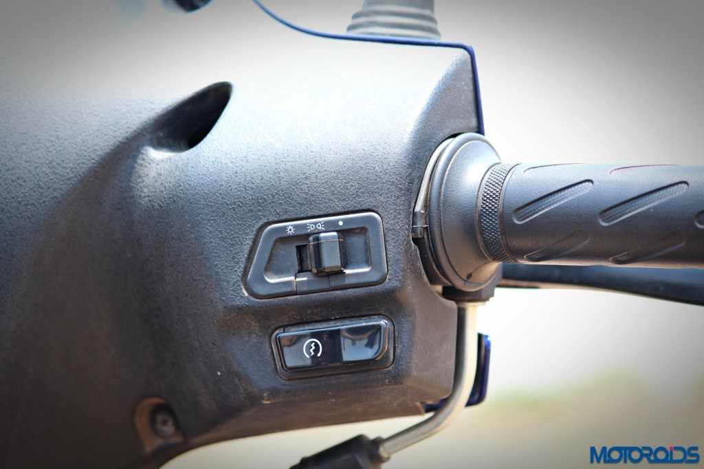 New 2016 Suzuki Access switchgear (2)