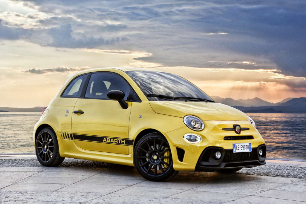 New Abarth 595 (3)