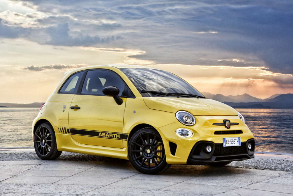 New Abarth 595 (3)